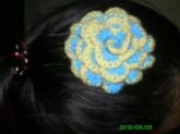 Rosa de croche para cabelo